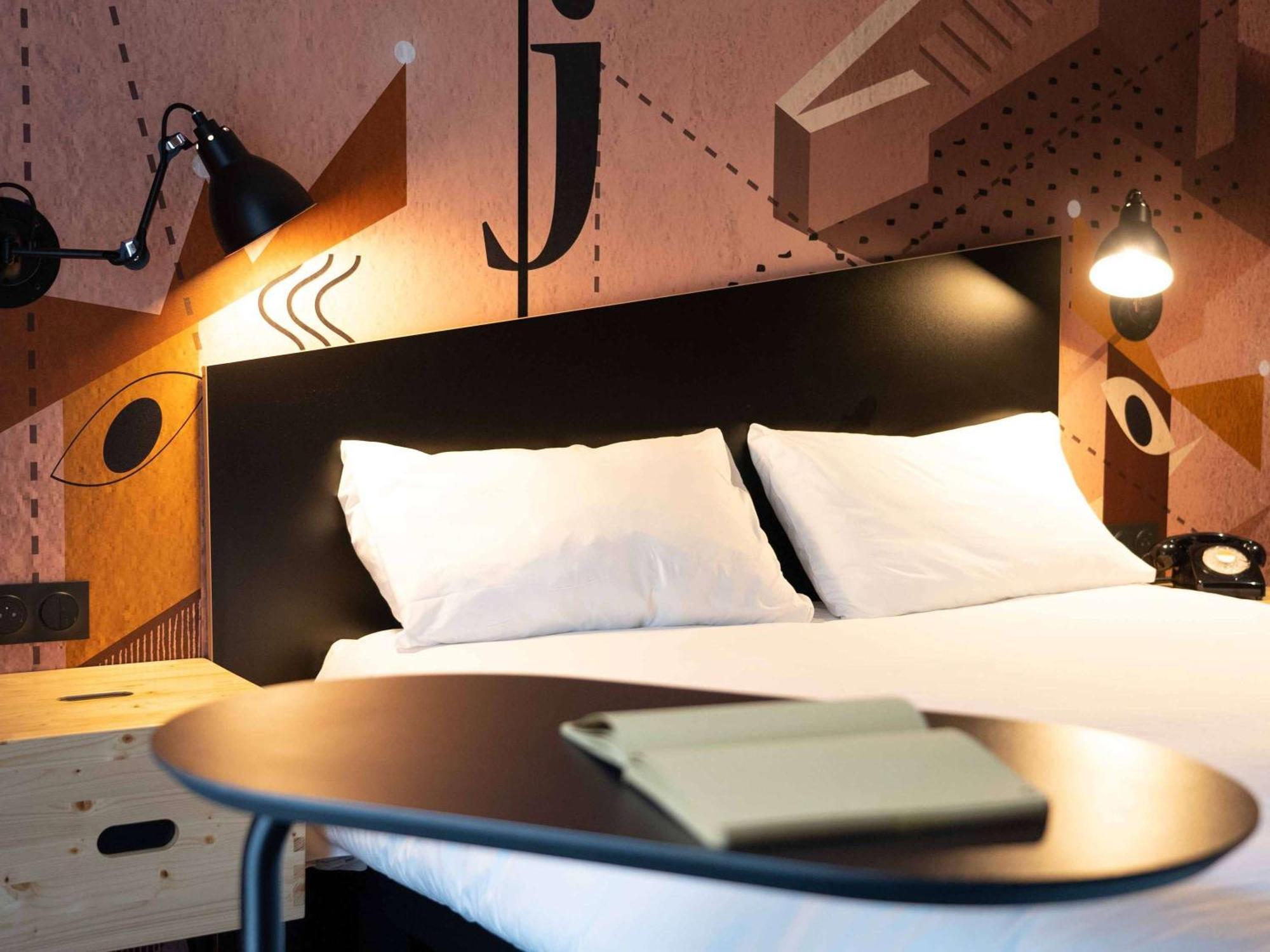 Отель Ibis Styles Dreux Centre Gare Экстерьер фото